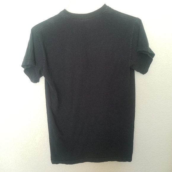 LIVE UNITED Preloved Top - Picture 4 of 7